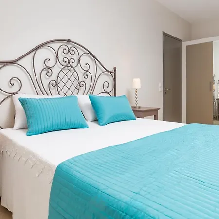 Armonia Seaside Villa *