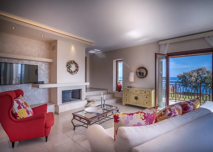 Armonia Seaside Villa *