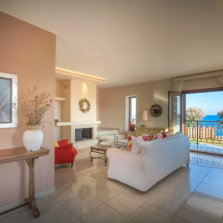 Armonia Seaside Villa