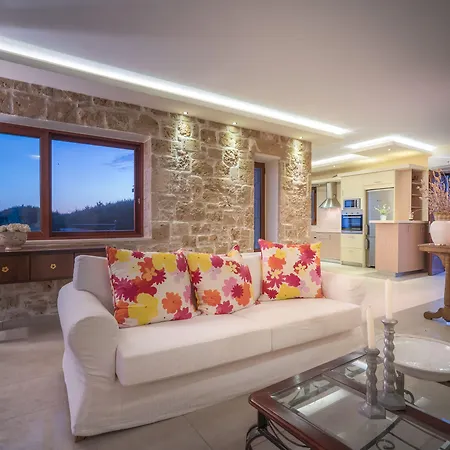 Armonia Seaside Villa Vasilikí