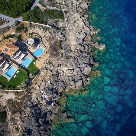 Armonia Seaside Villa